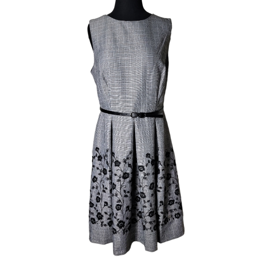 Liz Claiborne dress size 12 gray fit flare sleeveless A Line office career Midi